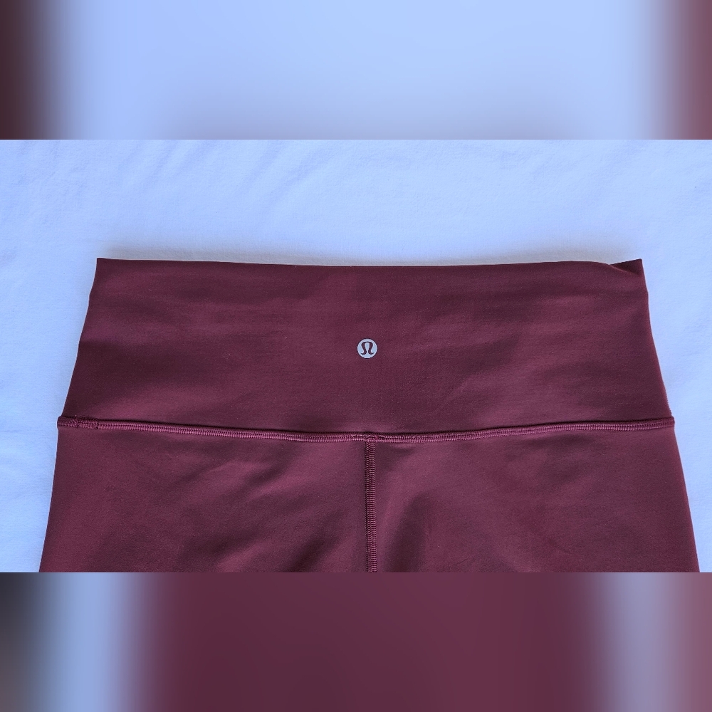 lululemon Wunder Train High-Rise Tight 28"